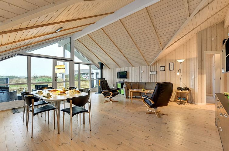 Vakantiehuis "Christan" - 1.2km from the sea