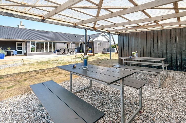 Vakantiehuis "Hillevi" - 200m from the sea