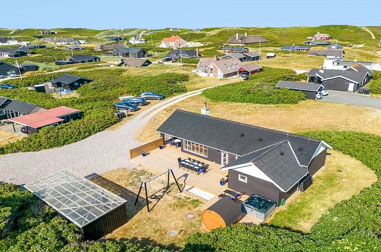 Vakantiehuis "Hillevi" - 200m from the sea