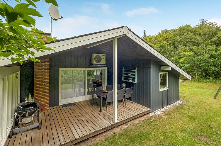 Vakantiehuis "Fredger" - 1.8km from the sea