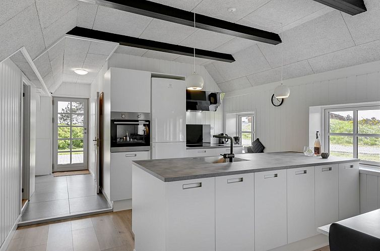 Vakantiehuis "Fredger" - 1.8km from the sea