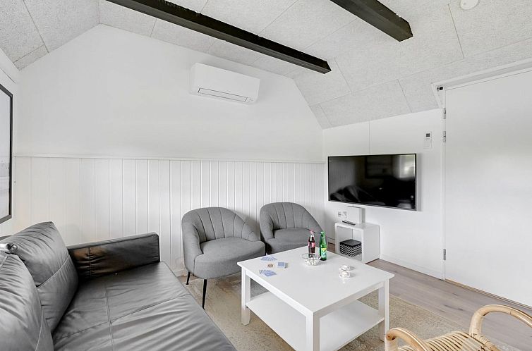 Vakantiehuis "Fredger" - 1.8km from the sea