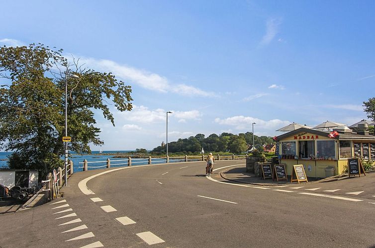 Vakantiehuis "Pontus" - 500m from the sea