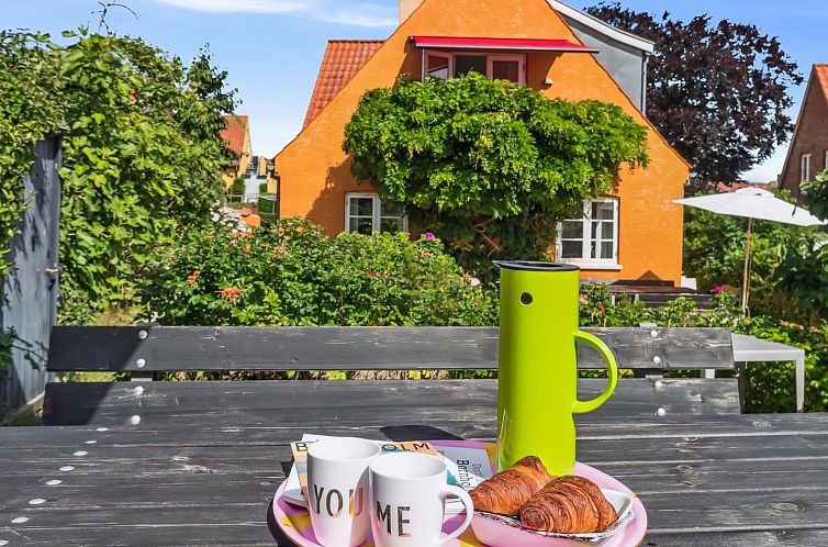 Vakantiehuis "Taja" - 170m from the sea