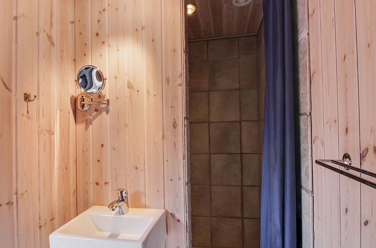 Vakantiehuis "Hagen" - 250m from the sea