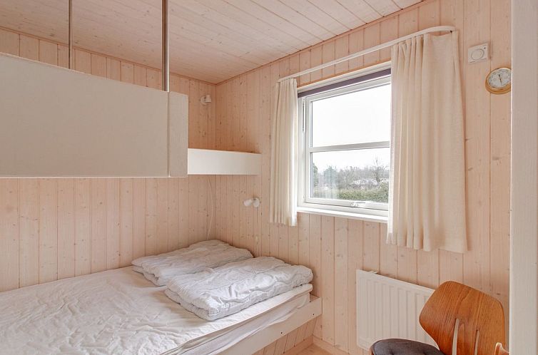 Vakantiehuis "Hagen" - 250m from the sea