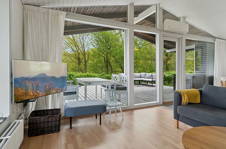 Vakantiehuis "Esben" - 350m from the sea