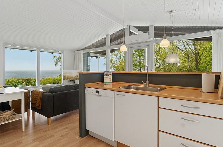 Vakantiehuis "Esben" - 350m from the sea