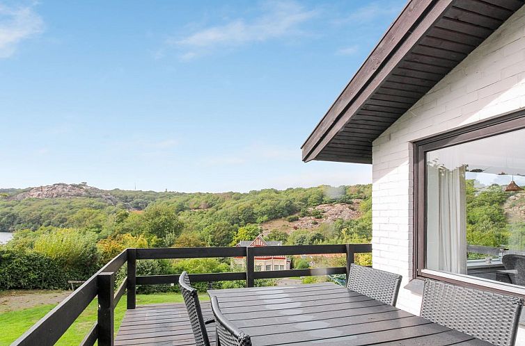 Vakantiehuis "Cristiana" - 950m from the sea