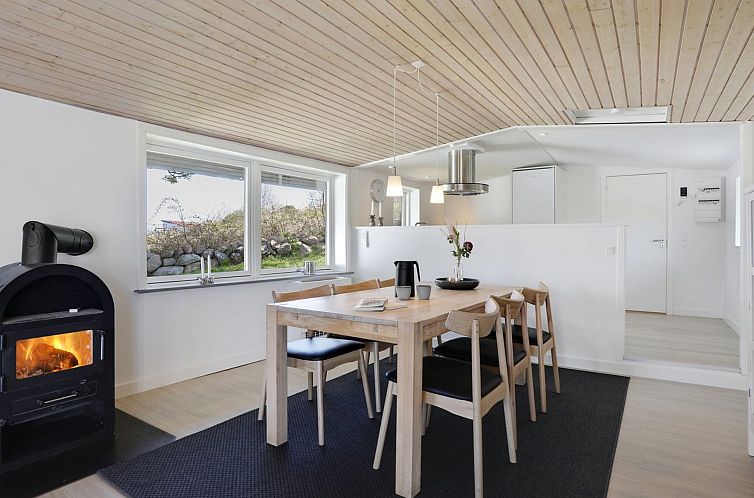 Vakantiehuis "Cristiana" - 950m from the sea