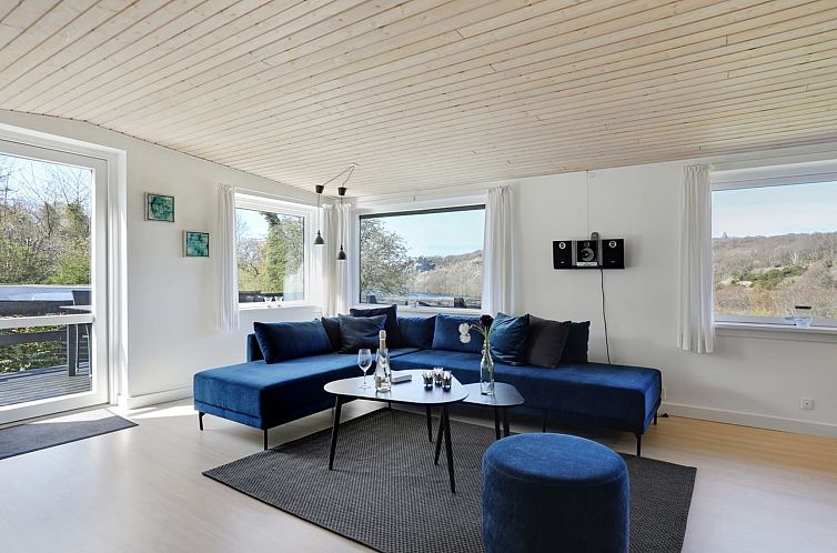 Vakantiehuis "Cristiana" - 950m from the sea