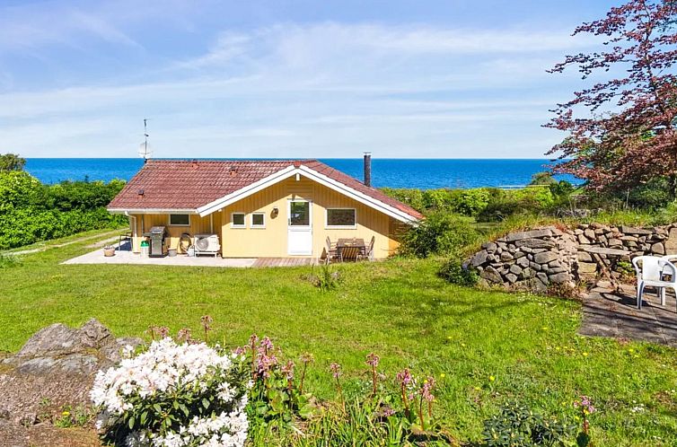 Verblijf 29005209 - Vakantiewoning Bornholm - Vakantiehuis "Henric" - 75m from the sea