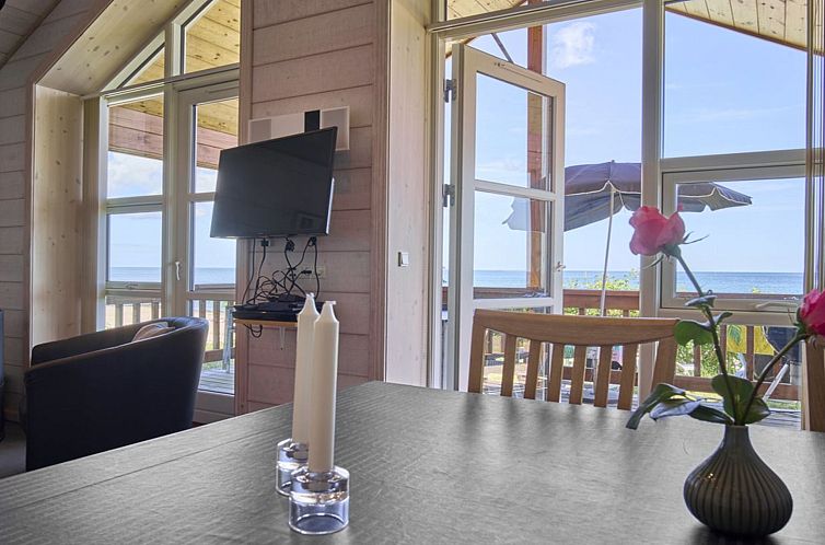 Vakantiehuis "Stille" - 10m from the sea