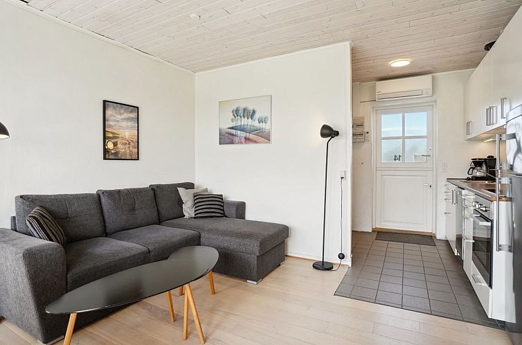 Appartement "Sandrine" - 400m from the sea