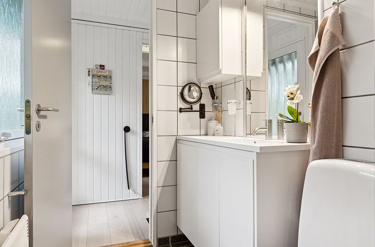 Vakantiehuis "Caren" - 75m from the sea