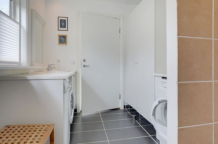 Vakantiehuis "Ensio" - 150m from the sea