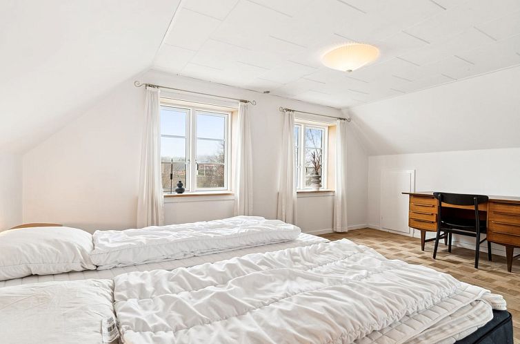 Vakantiehuis "Sjard" - 300m from the sea