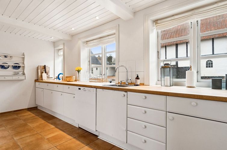 Vakantiehuis "Sjard" - 300m from the sea