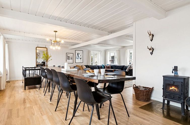 Vakantiehuis "Sjard" - 300m from the sea