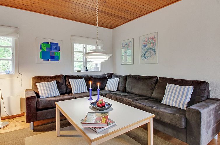 Vakantiehuis "Kristine" - 4km from the sea