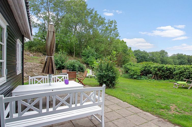 Vakantiehuis "Kristine" - 4km from the sea