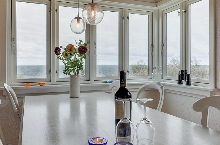 Vakantiehuis "Ensio" - 150m from the sea