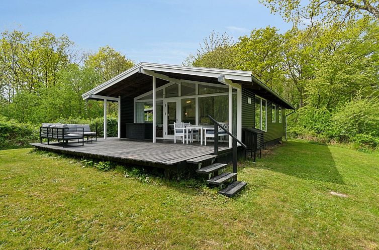 Vakantiehuis "Esben" - 350m from the sea