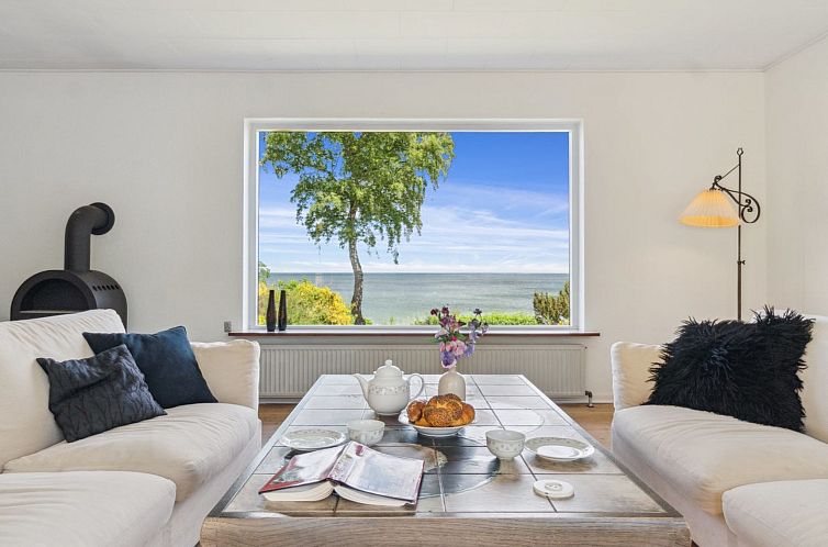 Vakantiehuis "Vanta" - 50m from the sea