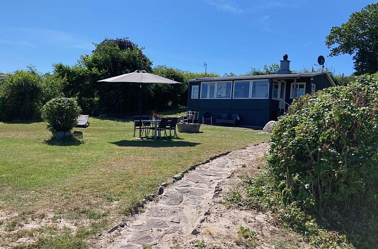 Vakantiehuis "Silke" - 10m from the sea