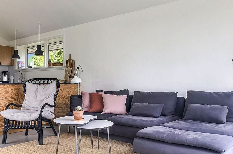 Vakantiehuis "Karlotta" - 500m from the sea