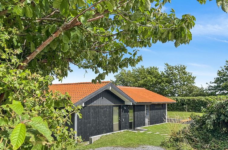 Vakantiehuis "Karlotta" - 500m from the sea