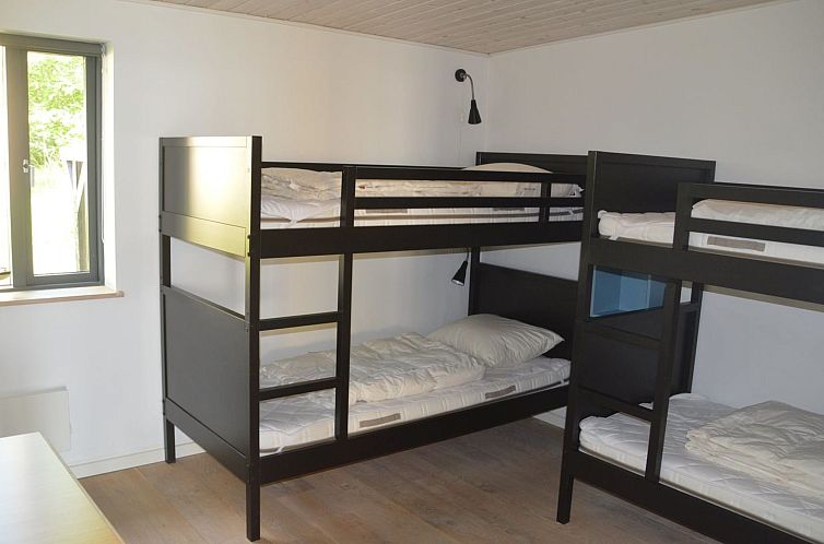 Vakantiehuis "Marlies" - 300m from the sea