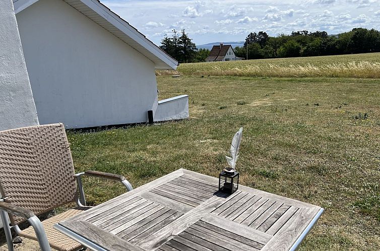 Appartement "Kirsti" - 300m from the sea