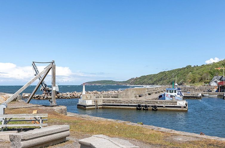 Vakantiehuis "Yasha" - 200m from the sea