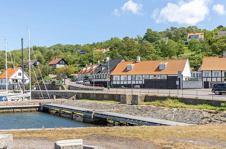 Vakantiehuis "Lahja" - 400m from the sea