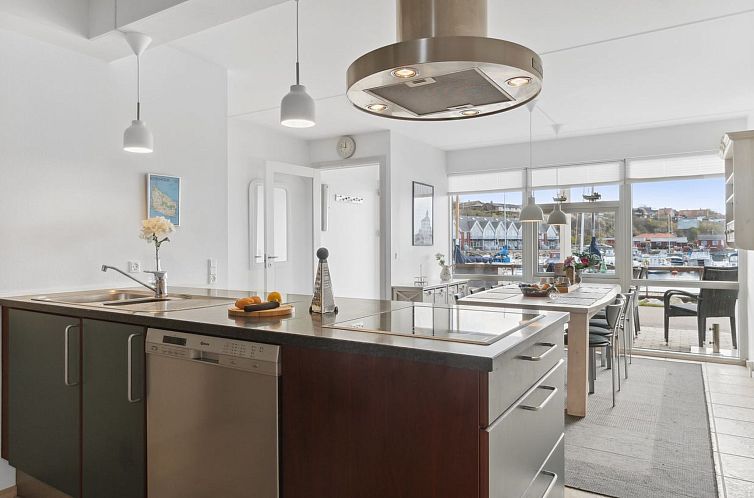 Vakantiehuis "Fridhild" - 10m from the sea