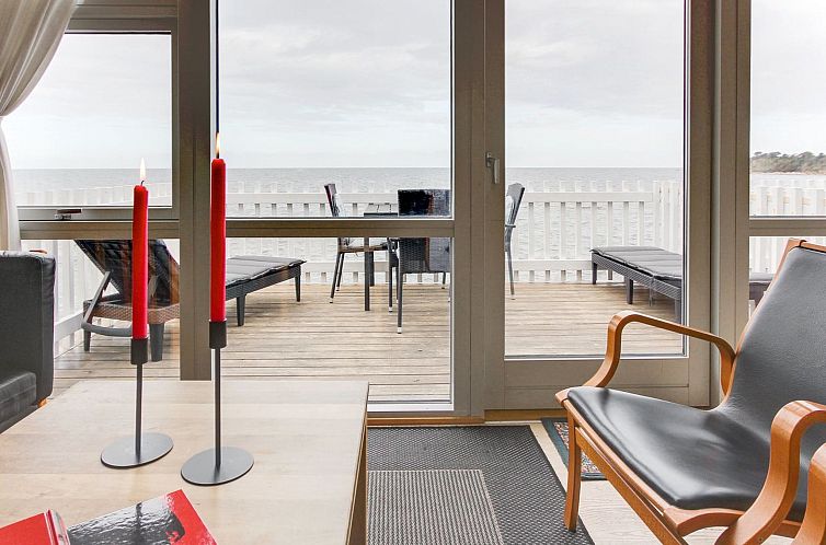 Vakantiehuis "Fridhild" - 10m from the sea