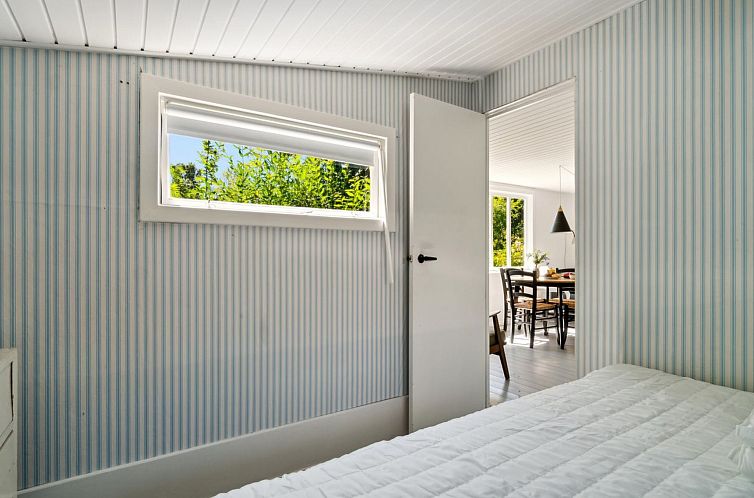 Vakantiehuis "Krister" - 900m from the sea