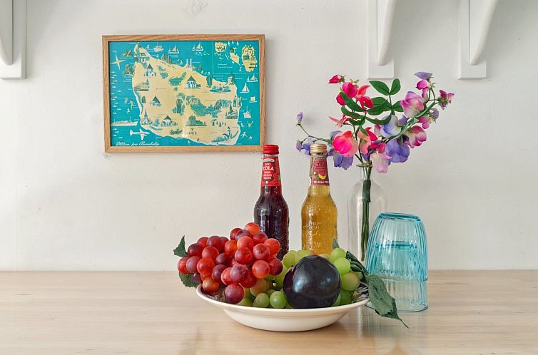 Vakantiehuis "Krister" - 900m from the sea