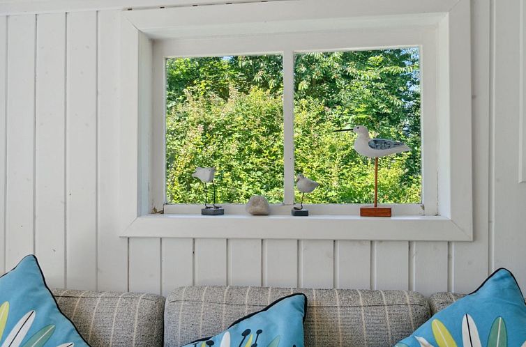 Vakantiehuis "Krister" - 900m from the sea