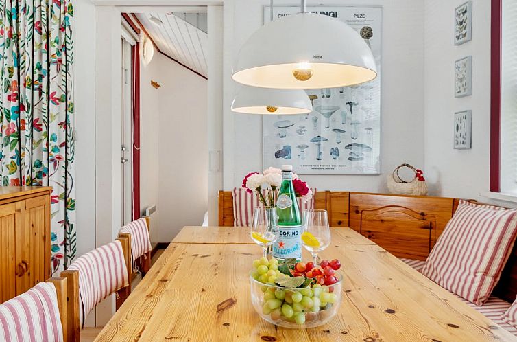 Vakantiehuis "Mauritz" - 300m from the sea