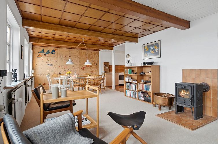 Vakantiehuis "Scarlet" - 5m from the sea