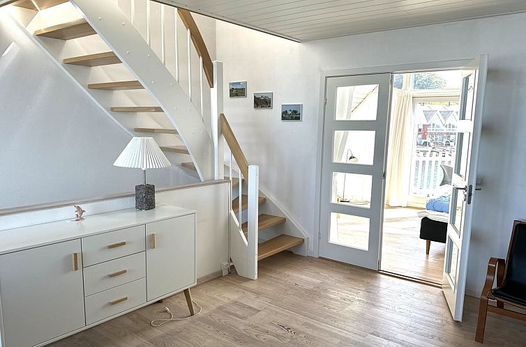 Vakantiehuis "Otis" - 10m from the sea