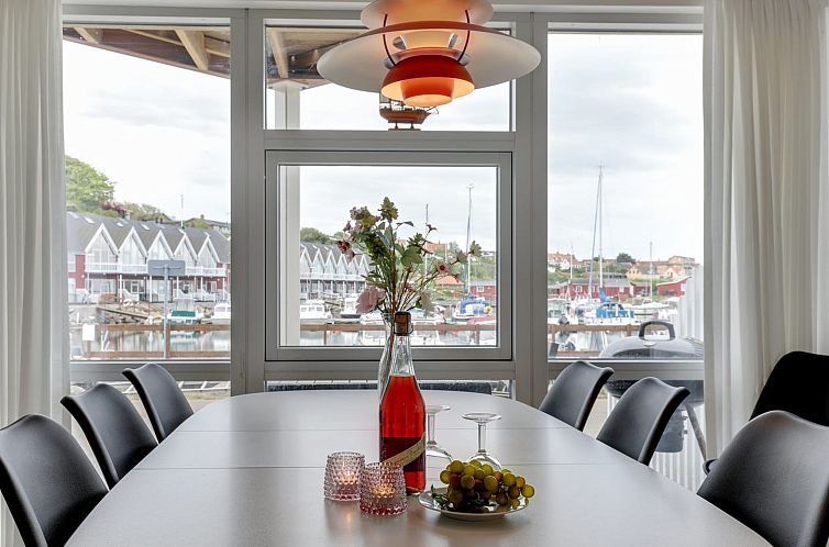 Vakantiehuis "Otis" - 10m from the sea