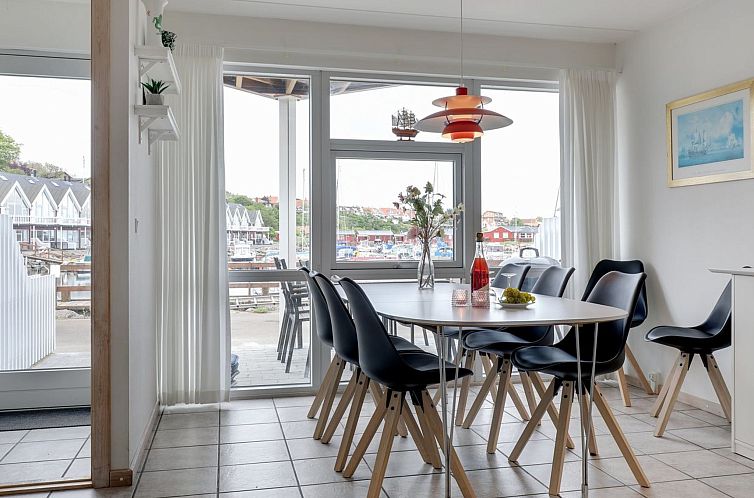 Vakantiehuis "Otis" - 10m from the sea