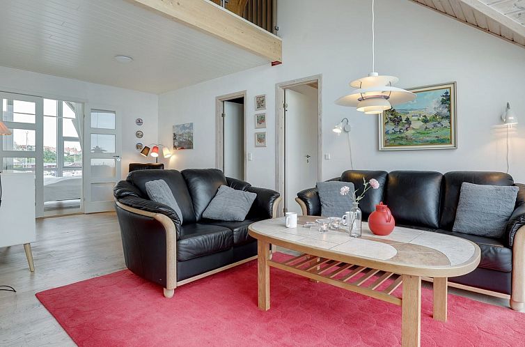 Vakantiehuis "Otis" - 10m from the sea