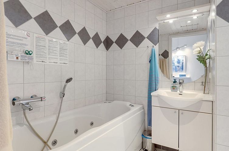 Vakantiehuis "Armela" - 10m from the sea