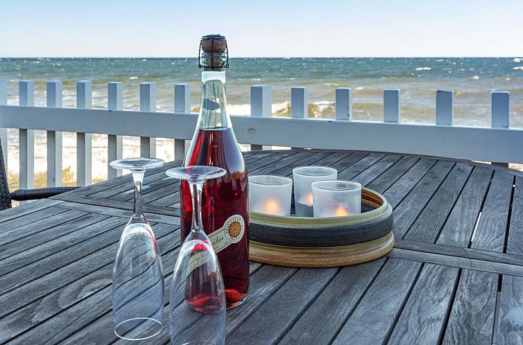 Guest house 29006235 - Holiday property Bornholm - Vakantiehuis "Halldora" - 10m from the sea