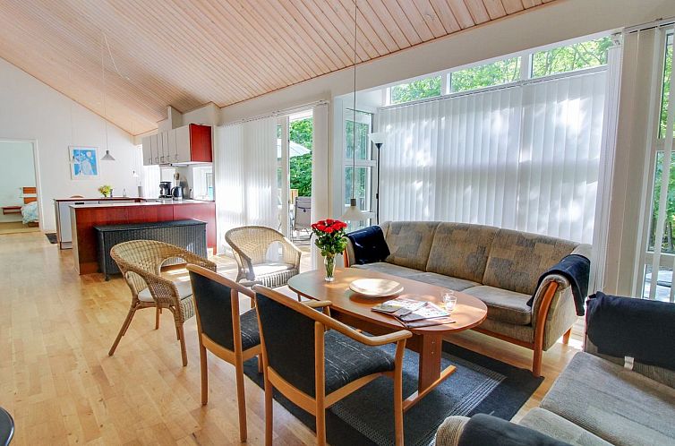 Vakantiehuis "Dilan" - 600m from the sea