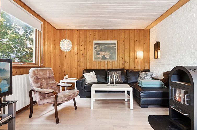 Vakantiehuis "Joske" - 250m from the sea